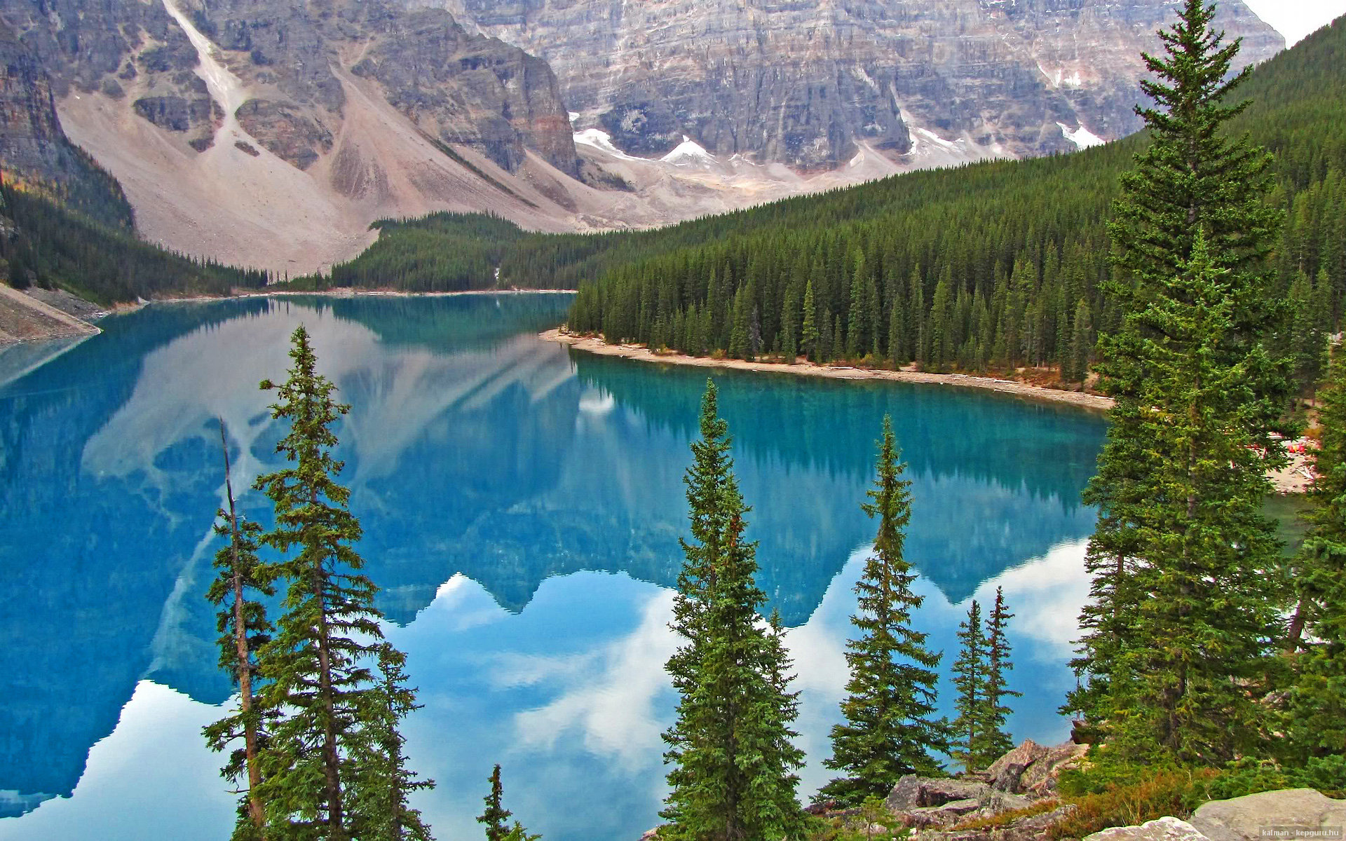 爱游戏电脑版官网-失误频繁：上海队19次失误，失去赢球主动权！，上海队战绩